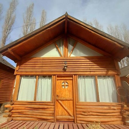 Cabanas Cuatro Estaciones Villa อุสปายาตา ภายนอก รูปภาพ